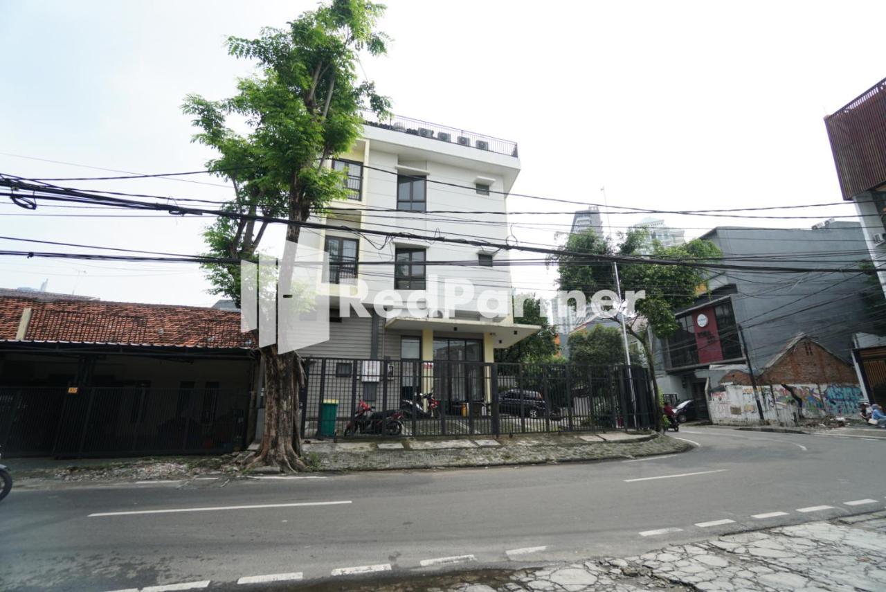 Готель Toba Mansion Syariah Near Benhil Redpartner Джакарта Екстер'єр фото